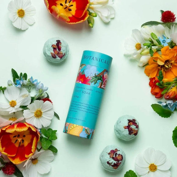 Find a quiet moment to enjoy a fizzy treat for your feet. A refreshing blend of Sodium Bicarbonate (alkalising), Epsom Salts (packed with magnesium), Green Clay (purifies) and Almond Oil (moisturising) which helps to revitalise tired feet and ankles..

Drop this fizzy treat into warm water and soak feet for as long as necessary. Did you know that magnesium is absorbed best via the soles of your feet?

Each tube contains 3 foot soak treats, that have been lovingly hand crafted in New Zealand