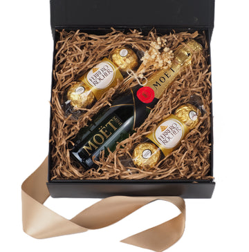 Little Moet Moments